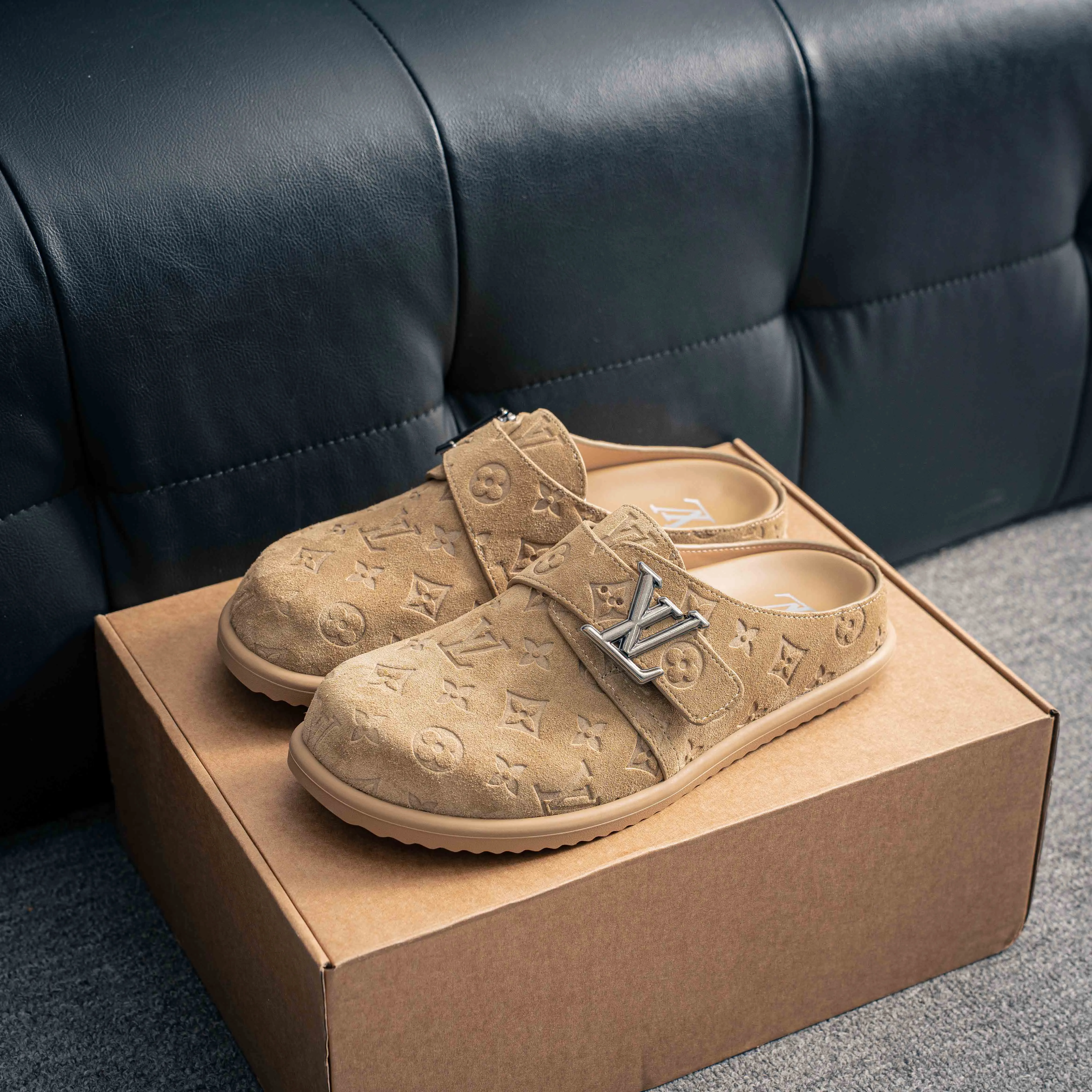 # LV 25ss New Arrival ， Lightweight ， ， ， 。 ！ ■ ： Cowhide Leather